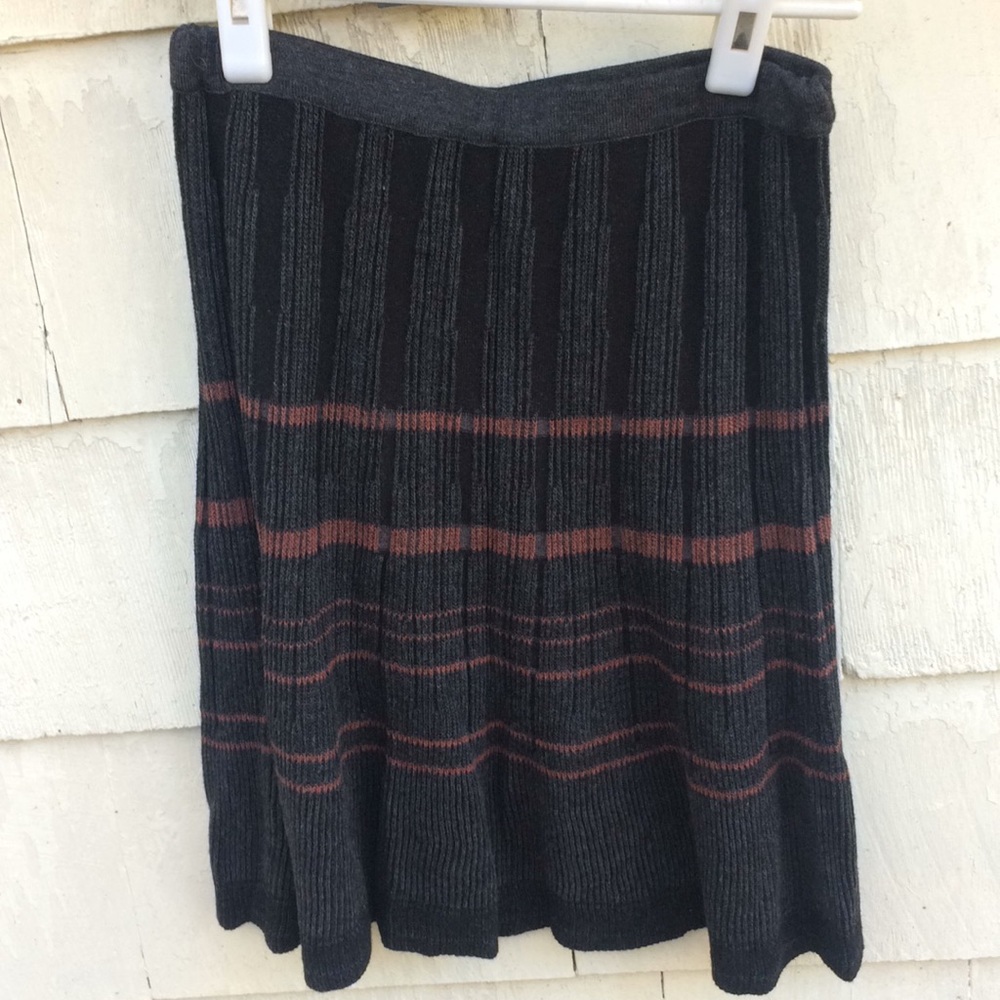 Max studio knit skirt